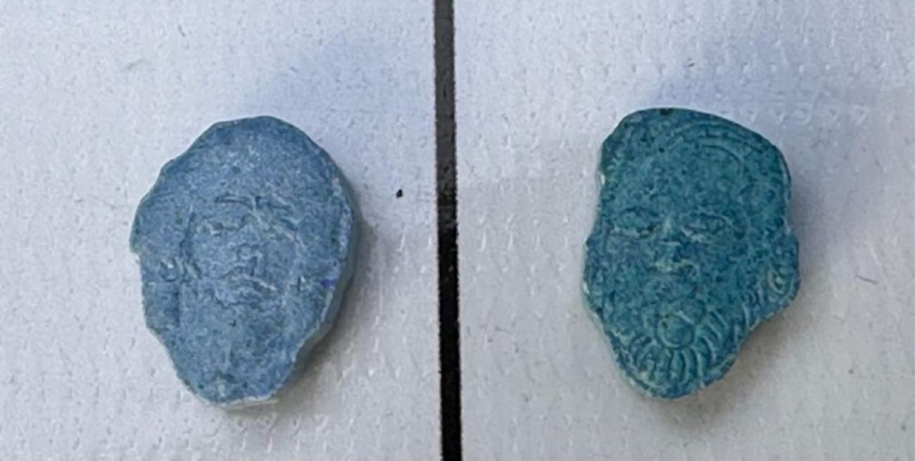 Cayó un dealer que vendía éxtasis con imágenes de Maradona y Messi