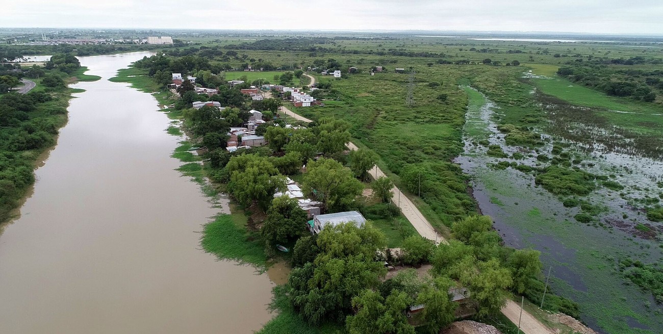 En Santa Fe monitorean día a día la crecida del río Paraná