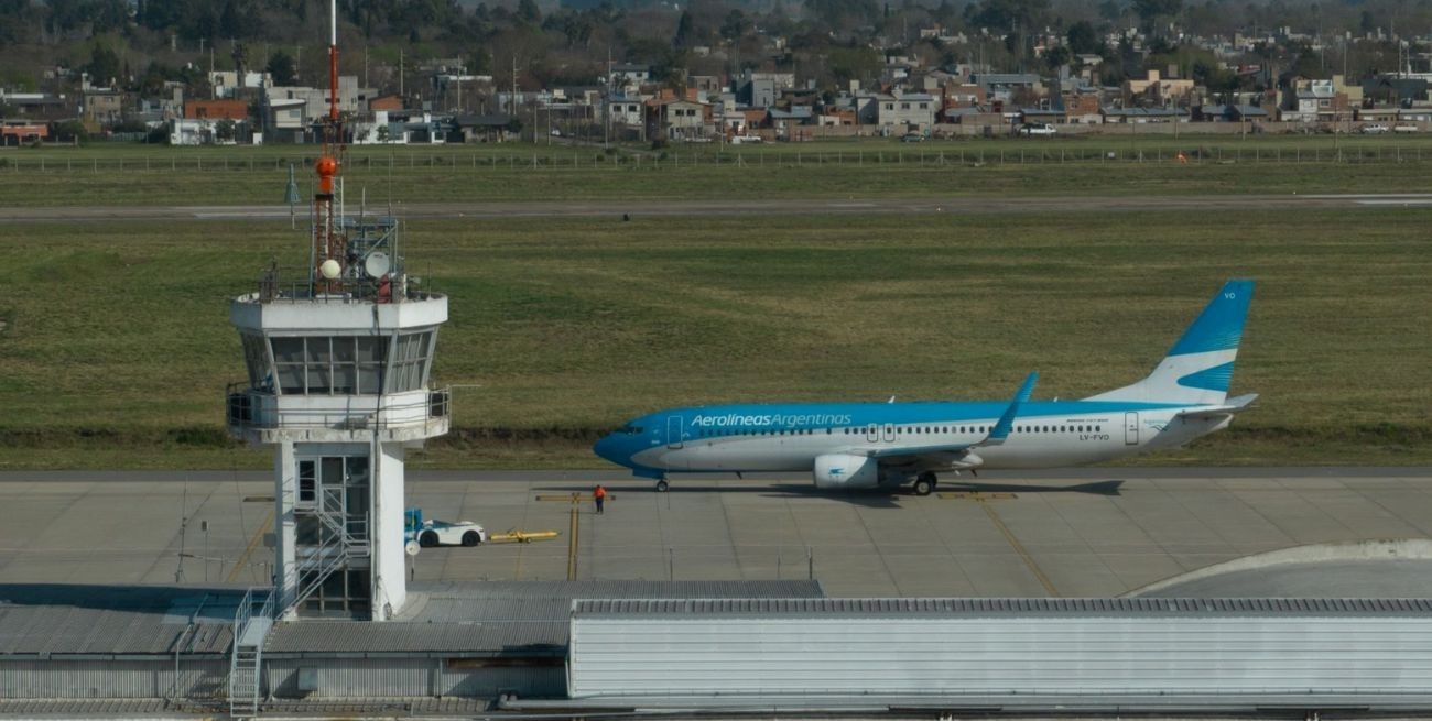 Cómo acceder a vuelos en 12 cuotas sin interés para viajar por el país