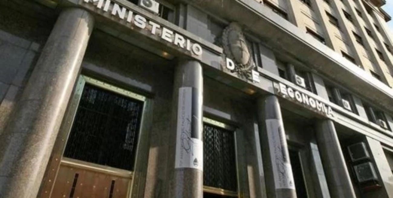 En 62 años Argentina solo tuvo 6 de superávit fiscal