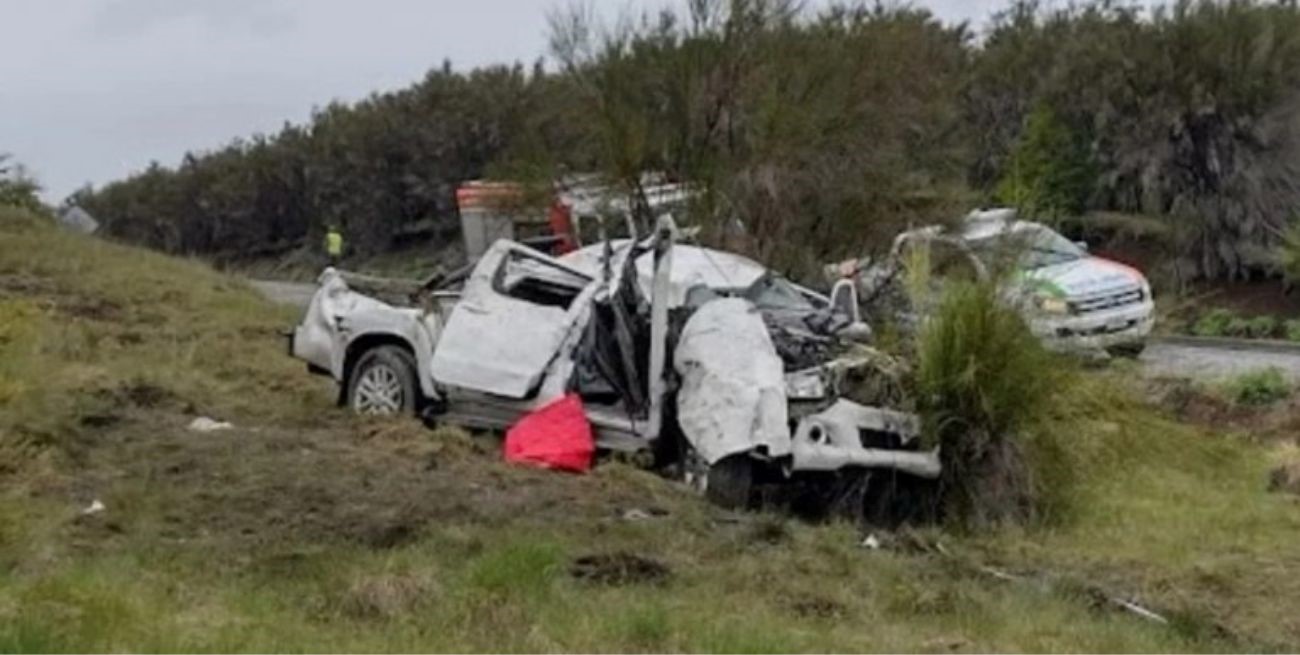Volcó una camioneta del Servicio Penitenciario en Bariloche: tres heridos 