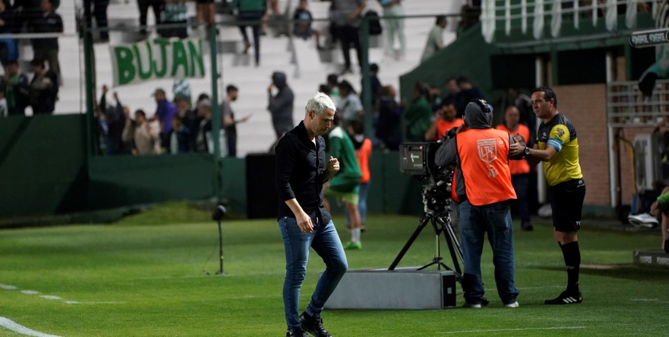 Damonte: "Con el plantel que tiene Colón, no puede estar en estas condiciones"