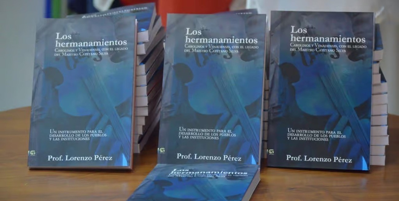 Presentaron un libro sobre el hermanamiento de Venado y San Carlos
