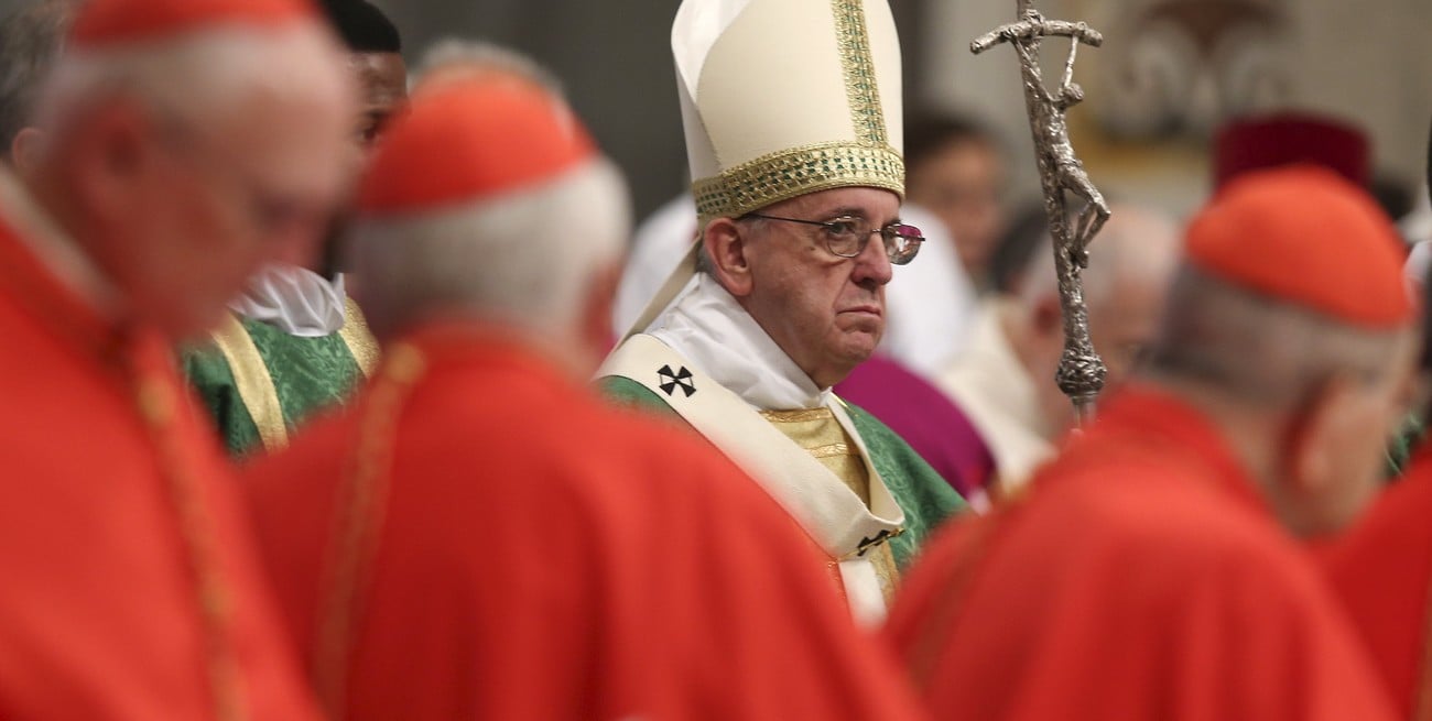 La Iglesia católica incluye a personas gays y trans en matrimonios y bautismos