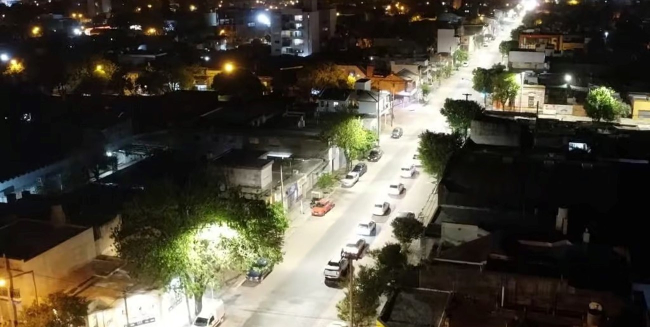 Venado Tuerto: Chiarella y la Cooperativa Eléctrica inauguraron luminarias led