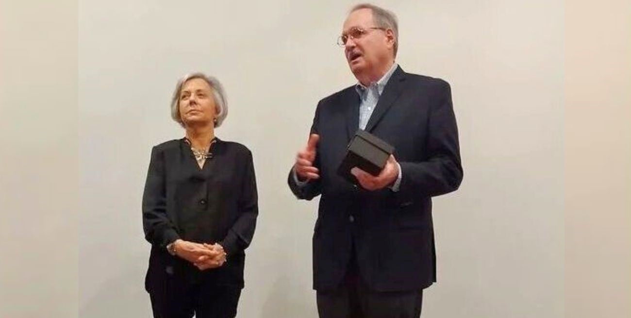 Distinguieron a Ana Cecchini de Dallo y Gustavo Vittori por contribuciones a la cultura santafesina
