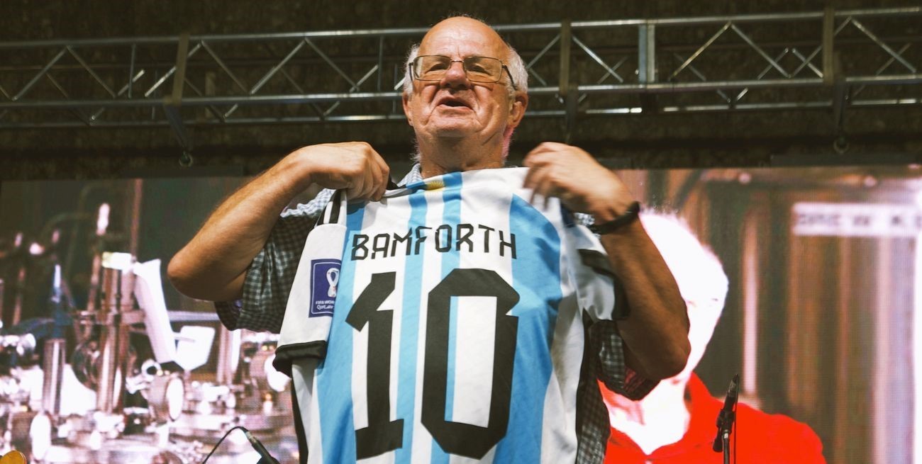 Charles Bamforth en Santa Fe: El "Papa de la espuma" pisó tierra de cerveceros