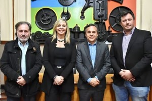 El ministro de Transporte visitó la ciudad, y emprende varias actividades.