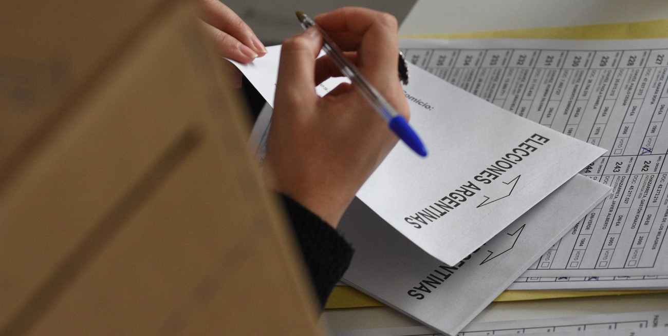 Cobran autoridades de mesa de elecciones nacionales