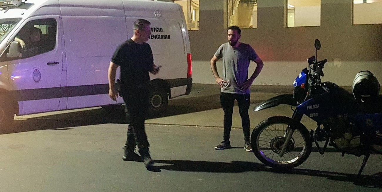 Rosario: balacera en la guardia del Hospital Provincial termina con un policía muerto