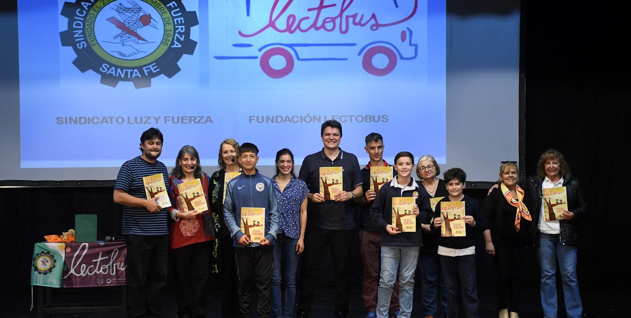 Alumnos de 6to grado presentaron el libro "Santa Fe, Ciudad Contada"