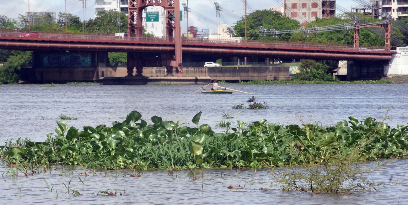 Advierten sobre las crecidas que pueden darse durante el verano en el Gran Santa Fe