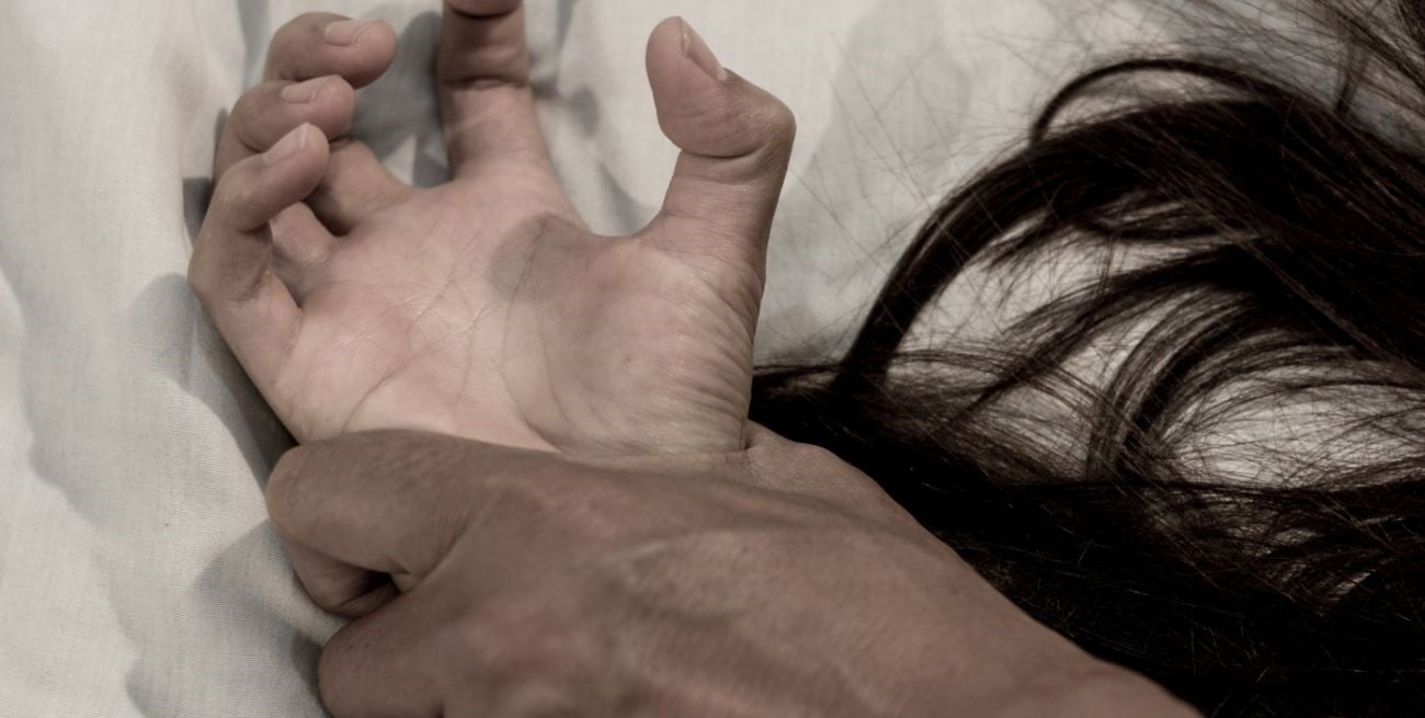 Condenaron a un oficial de policía que abusó de una suboficial a su cargo