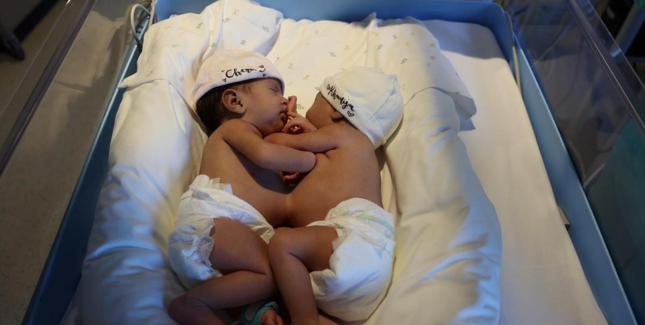 Capricho de nacer acá o allá