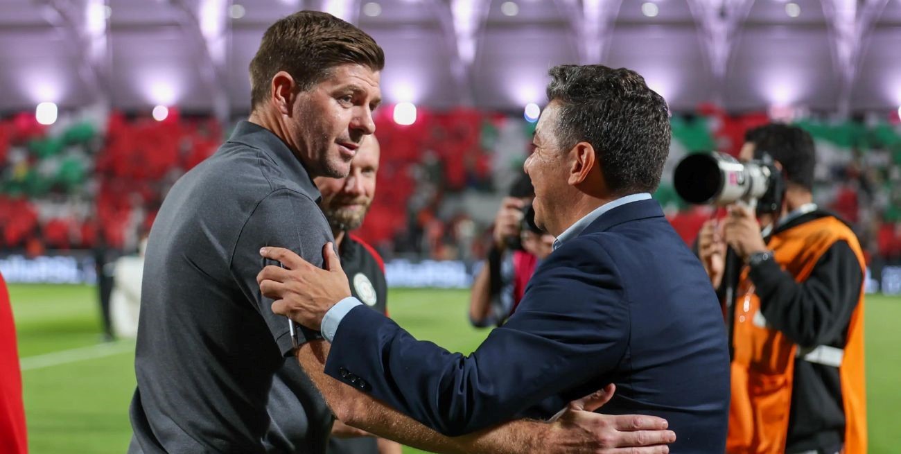 En su debut en Arabia, Gallardó igualó 1 a 1 en un partido plagado de estrellas