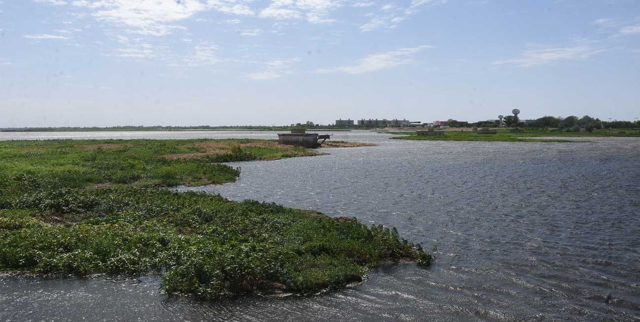 El cuento de la buena pipa: un embalsado cerca de "tapiar" otra vez la Setúbal