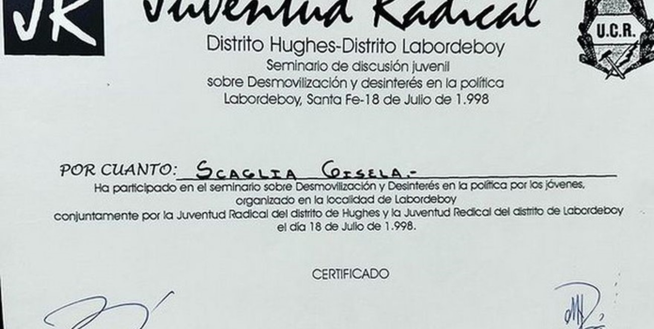 Un viejo diploma de Scaglia y Pullaro