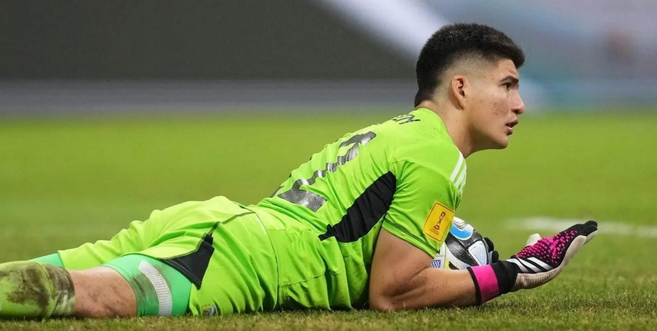 El arquero de la Sub 17 Argentina cerró los comentarios en su Instagram por los insultos