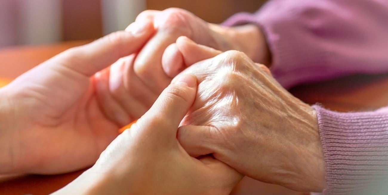 Feminizada y más envejecida: cómo es la población de la provincia de Santa Fe