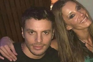 El hermano de Natacha Jait mostró la activación de un celular que la mediática tenía antes de morir.