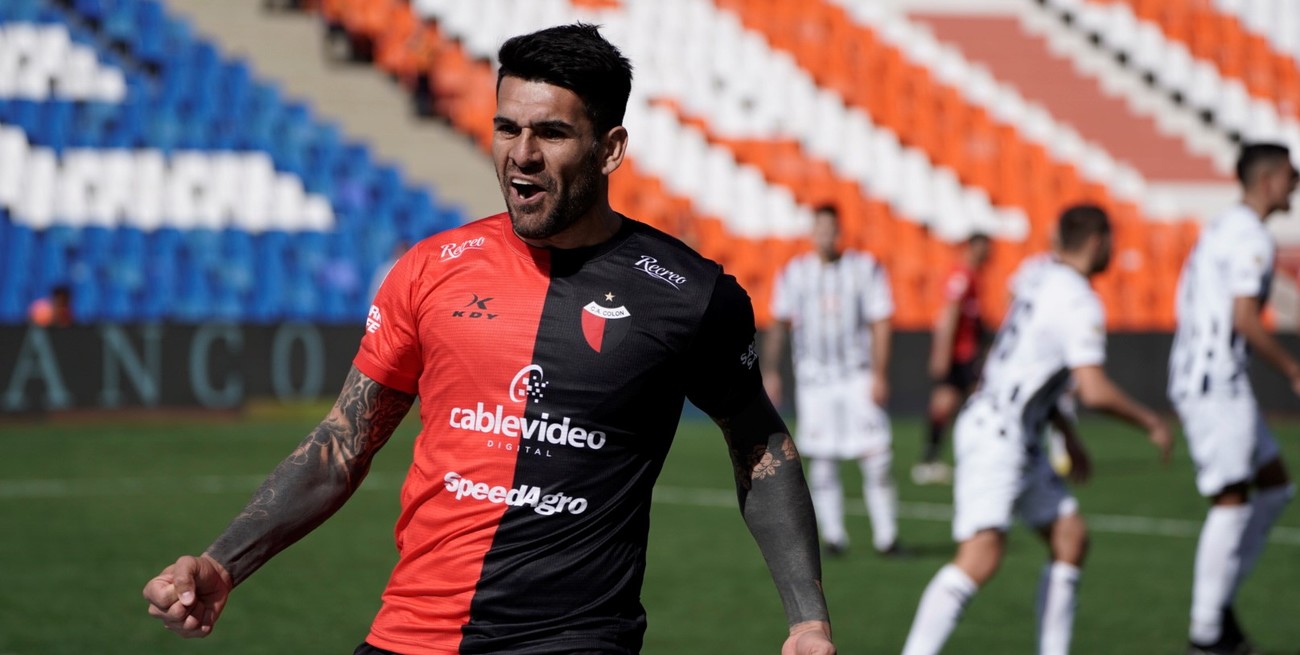 Toledo, que jugó bien y marcó el gol, está casi afuera en Colón para el desempate