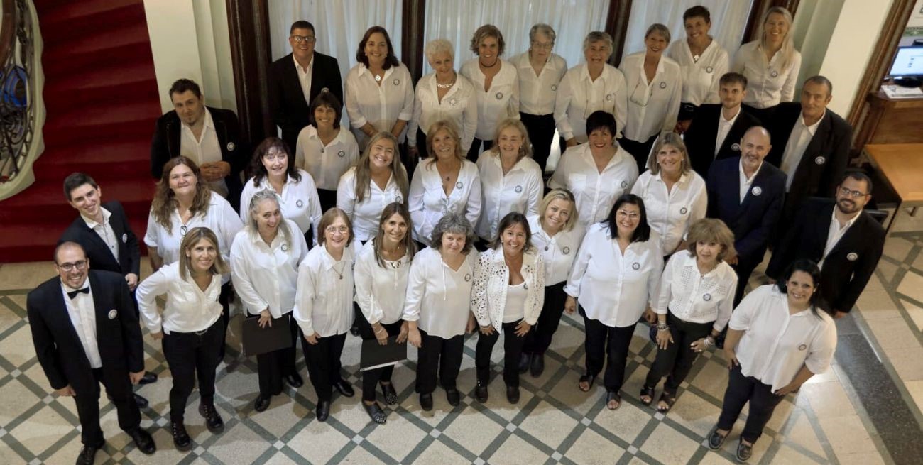 El director de coros corondino Juan Aneiros Monti invita a "El Hospital es Luz"