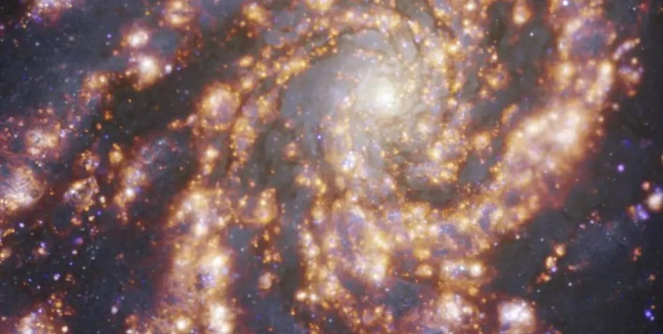 Perfección inédita: descubrieron un sistema de planetas en sincronía "orquestal"
