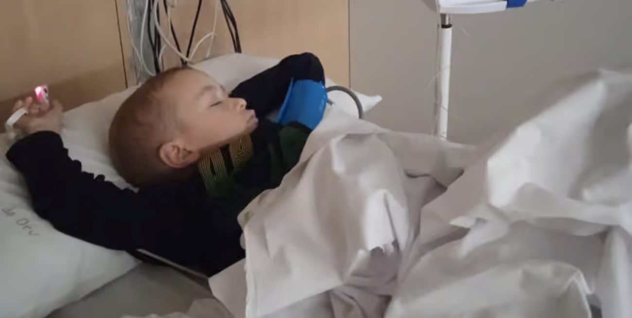 Nueva campaña solidaria por Nico, el nene de Rosario que lucha contra el cáncer en Barcelona