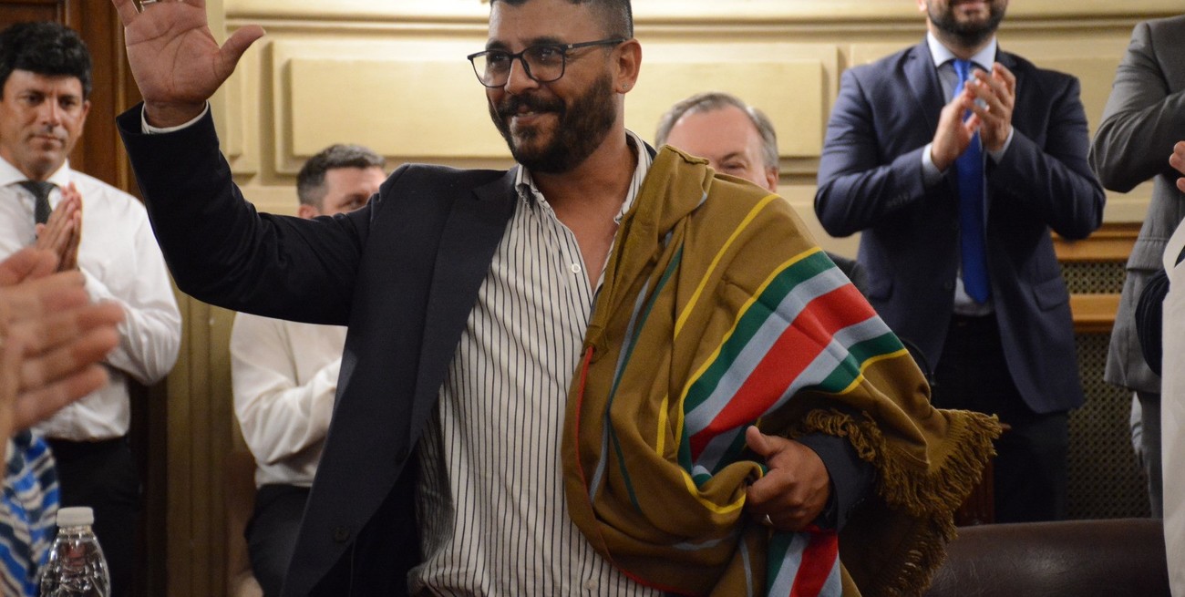 Media sanción para un himno provincial oficial de Santa Fe