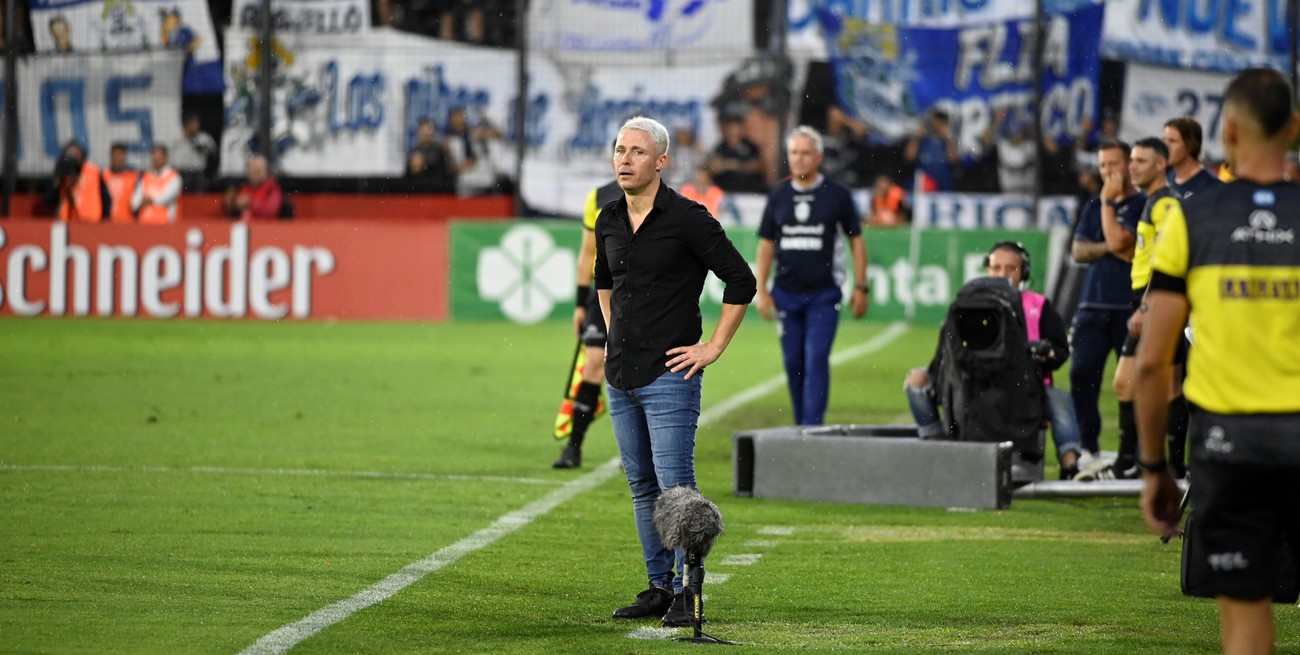 Damonte puso su renuncia a disposición tras el descenso de Colón