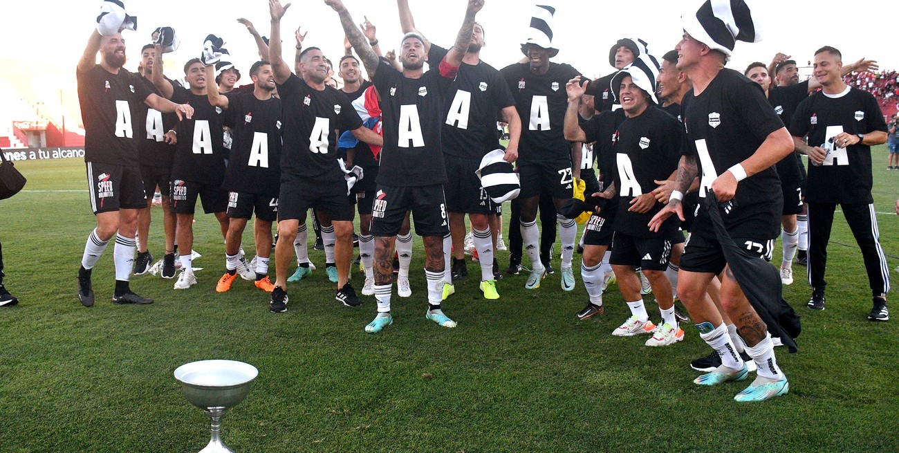 Deportivo Riestra: cinco ascensos en 10 años