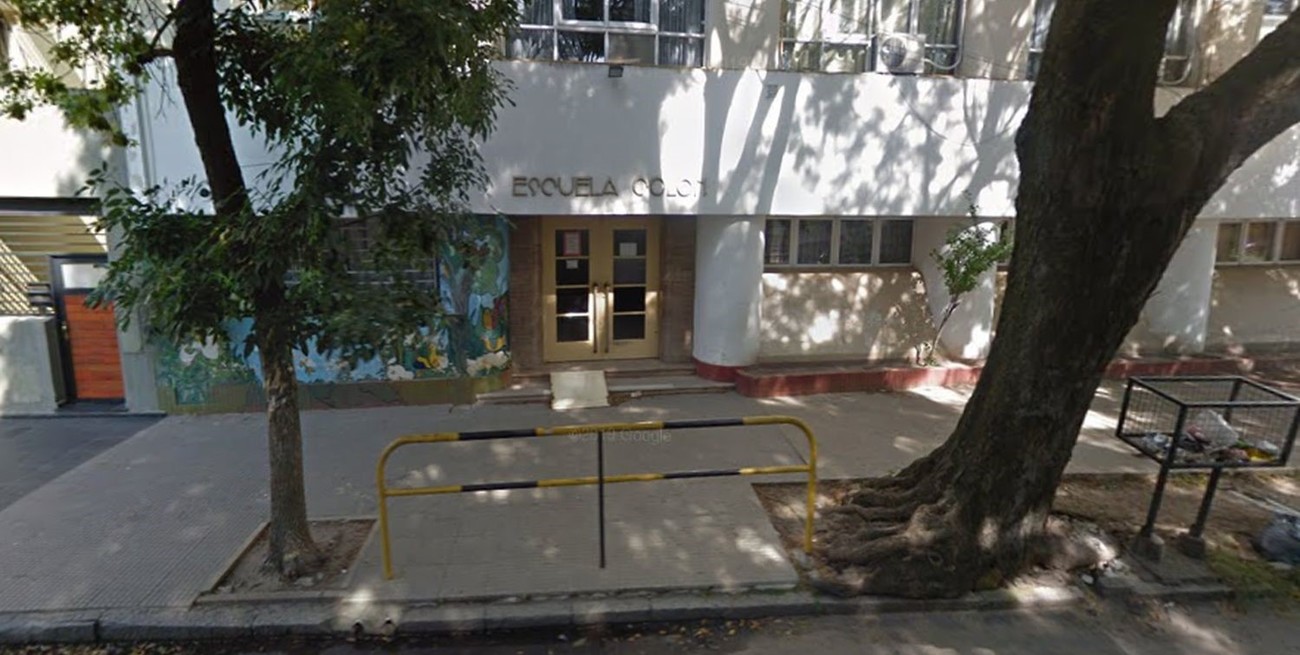 Robaron en la escuela primaria Cristóbal Colón, a media cuadra de la Seccional 2da