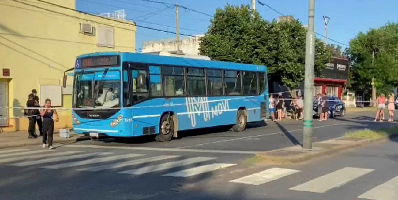 Sigue el paro de colectiveros en Rosario