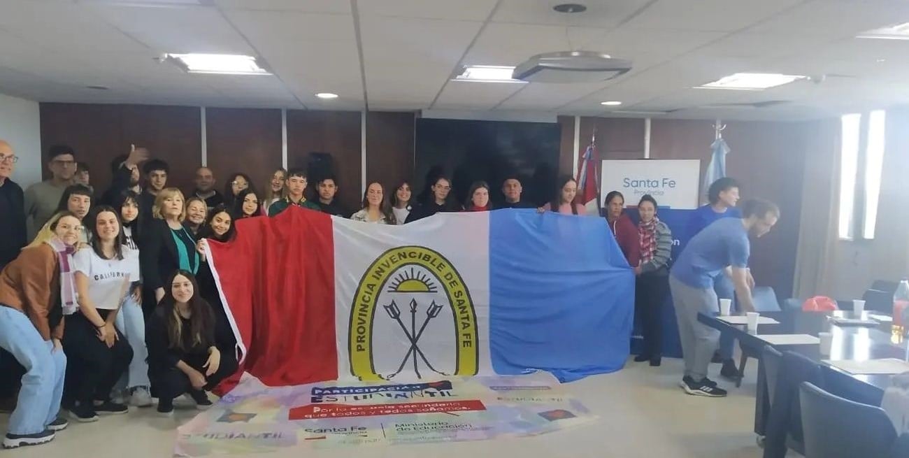 Estudiantes de la EETP N° 299 participaron del Parlamento Juvenil del Mercosur