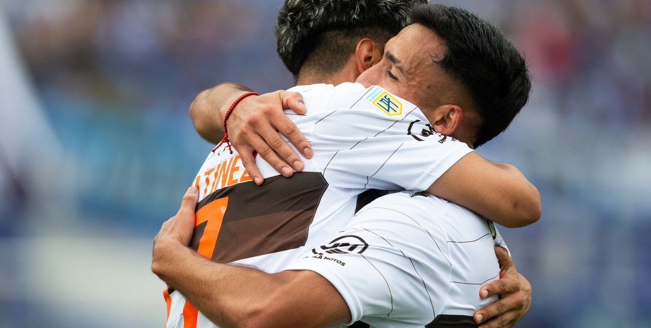 Platense le ganó a Godoy Cruz en los penales y es finalista de la Copa de la Liga