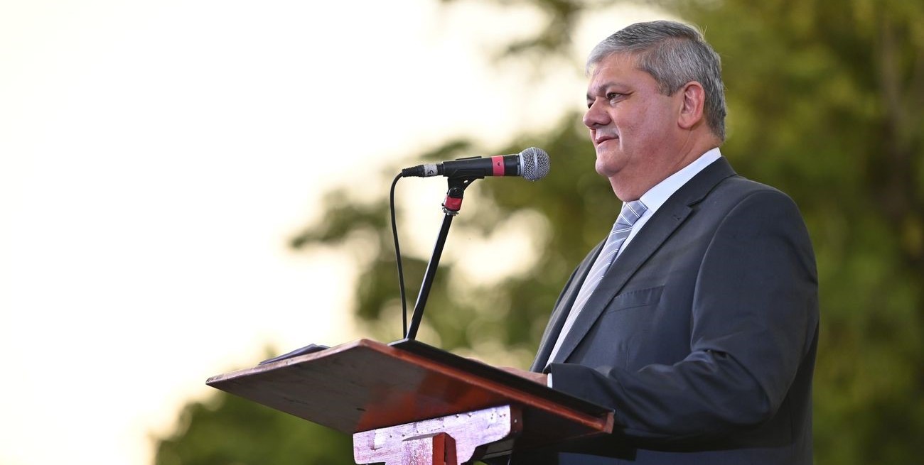 Ricci asumió su tercer mandato y presentó a su nuevo gabinete