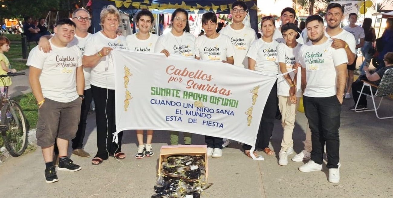 Vera vivió una nueva campaña de “Cabellos por sonrisas” 