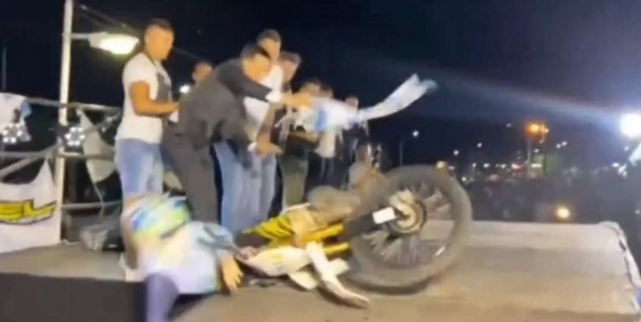 Video: chocaron al intendente de Pérez durante el Rally Santafesino