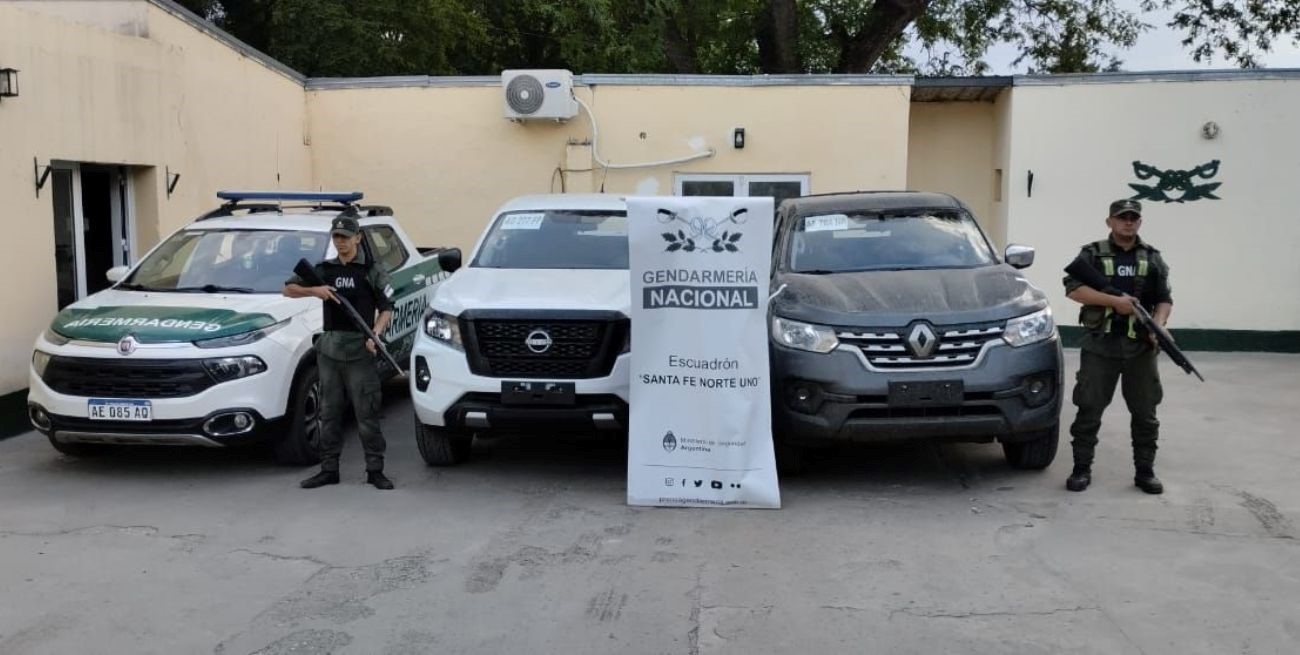 En Santo Tomé: hallan camionetas con patentes falsas, allanan tres domicilios y detienen a tres personas