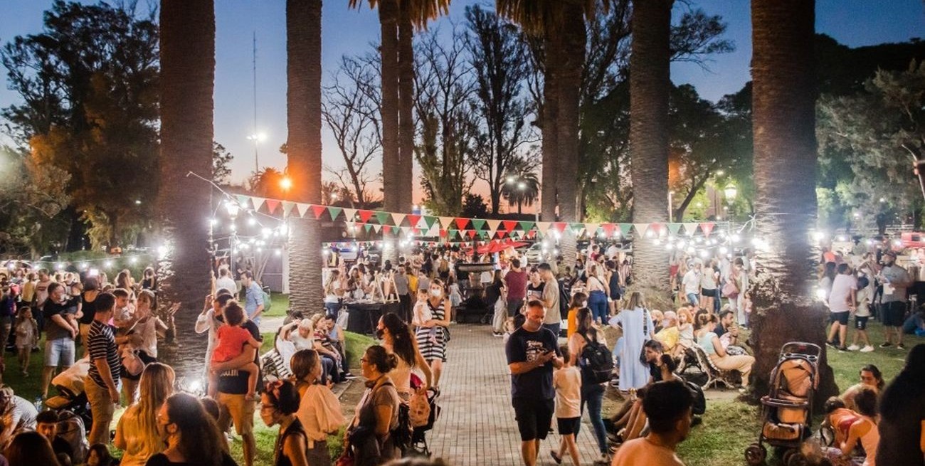 Llegan dos ferias especiales de Navidad a espacios públicos de Rosario