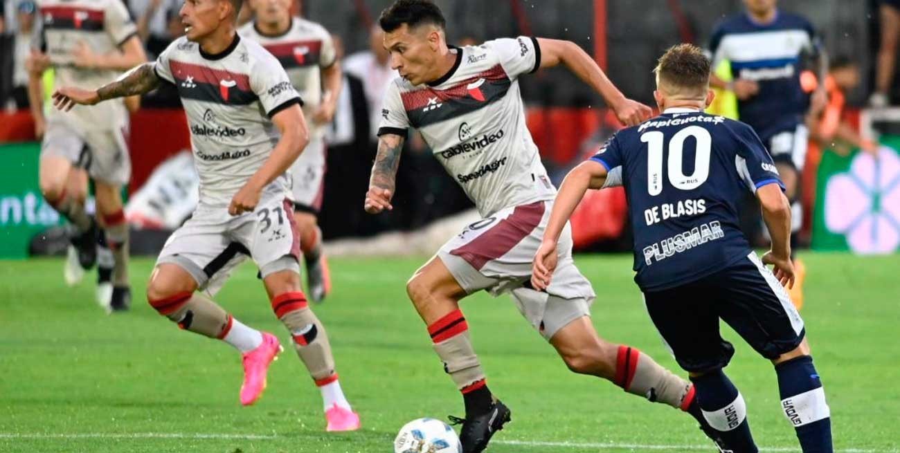 AFA aceptó tratar el reclamo de Colón para evitar el descenso