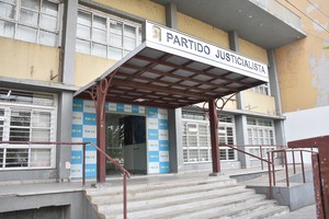 La sede del Partido Justicialista en la ciudad de Santa Fe. Crédito: Flavio Raina