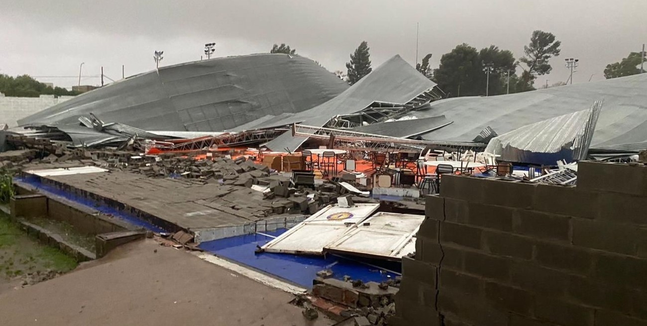 Temporal y derrumbe: confirman 13 muertos en un club de Bahía Blanca