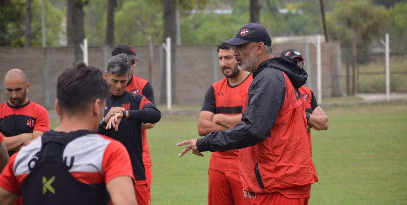 Iván Delfino, el DT apuntado por el Bicho Godano para el Colón de 2024