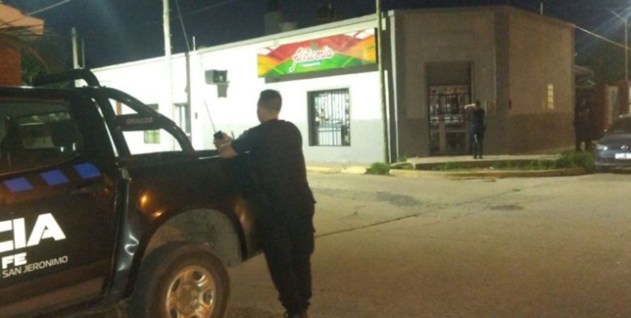 La policía de Coronda tuvo una intensa jornada con un asalto incluido