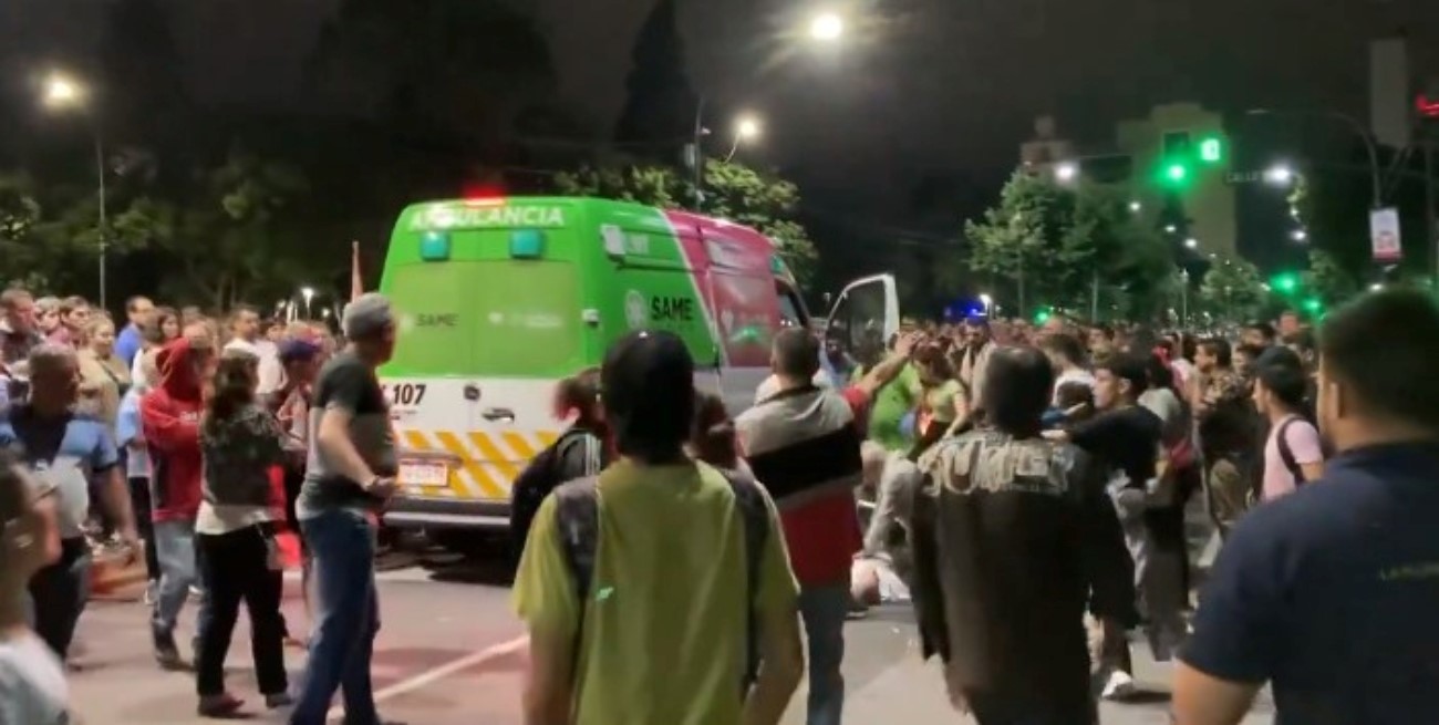 Falleció un jubilado durante un cacerolazo en La Plata