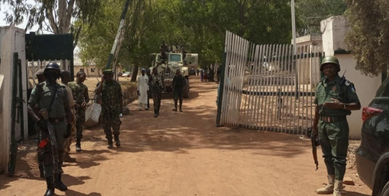 110 muertos y de 300 heridos por ataques de grupos armados en Nigeria