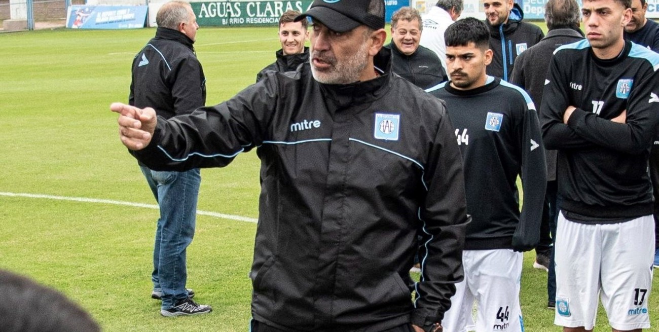 Iván Delfino: "No se si voy a dirigir a Colón en Primera o en la B"