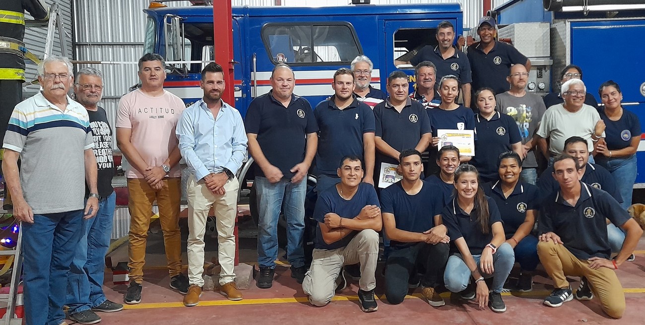 Nuevos rostros y ascensos en Bomberos Voluntarios de San Javier