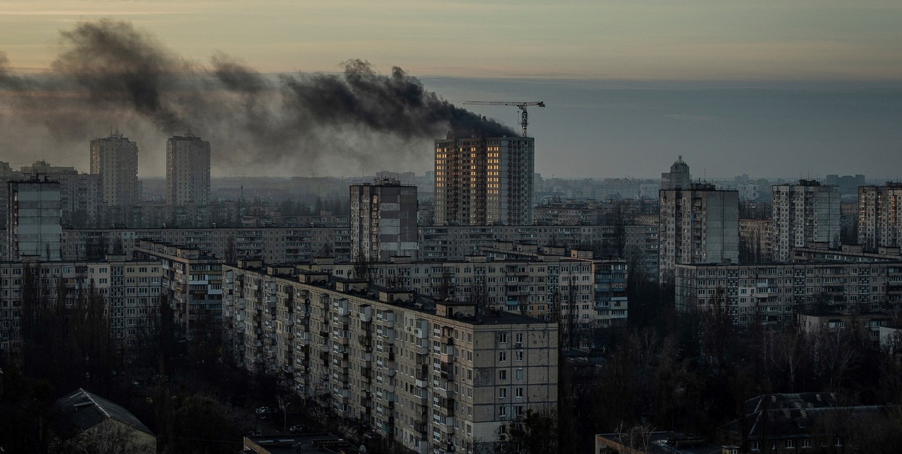 12 civiles muertos en Ucrania tras un ataque de Rusia con misiles y drones